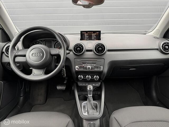 Occasion Audi A1 Sportback Design 125 PK (91 kW) 2015 Zilver (metallic) Hatchback