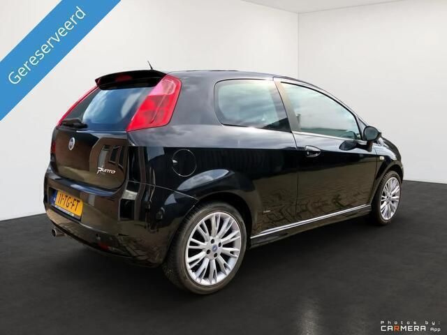 Occasion Fiat Grande Punto Sport 95 PK (69 kW) 2006 Zwart Hatchback