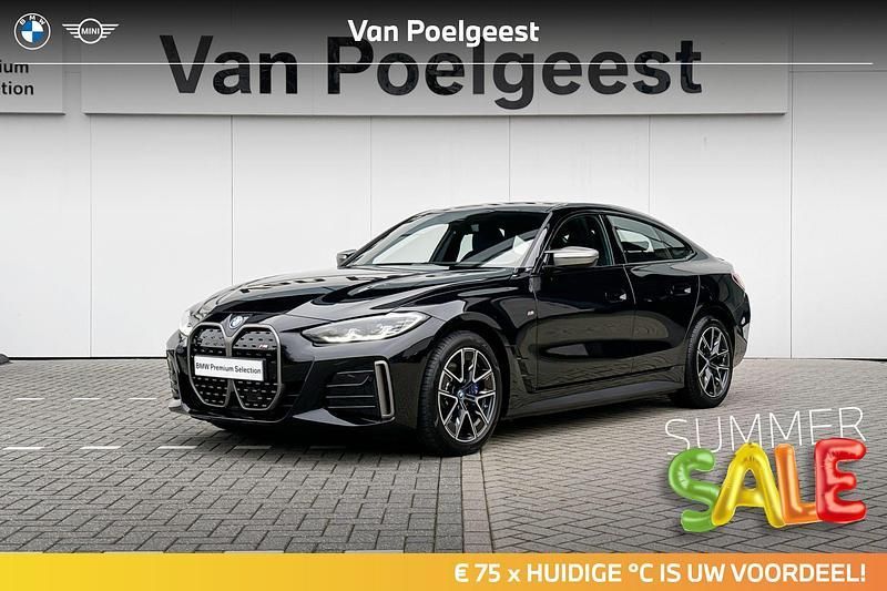 Black sapphire metallic (zwart metallic) Gebruikt 2023 BMW i4 Basis Sedan | € 51.900 (Super prijs) - Afbeelding 1/4