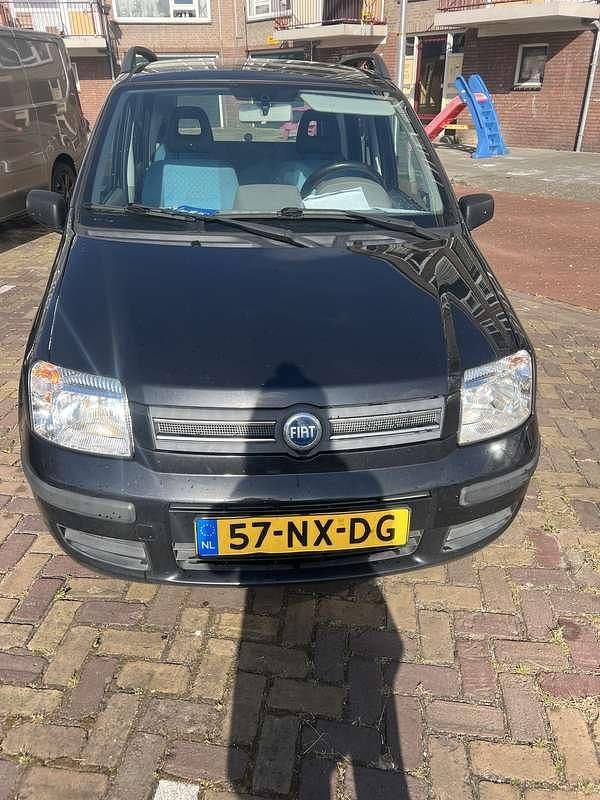 Zwart Gebruikt 2004 Fiat Panda Hatchback | € 650 (Super prijs) - Afbeelding 1/4