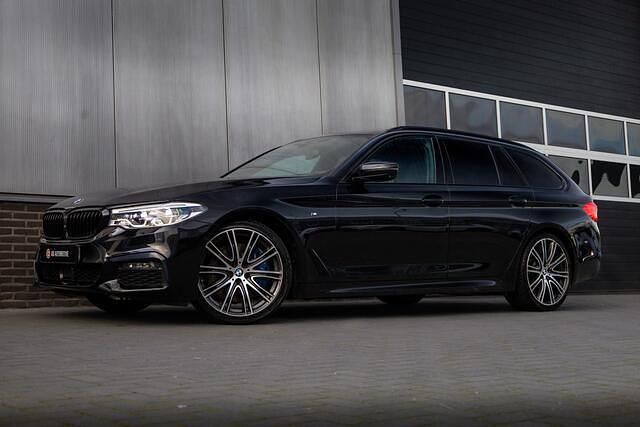 Zwart Occasion 2018 BMW 340 Executive Stationwagen | € 37.945 (Eerlijke prijs) - Afbeelding 1/4
