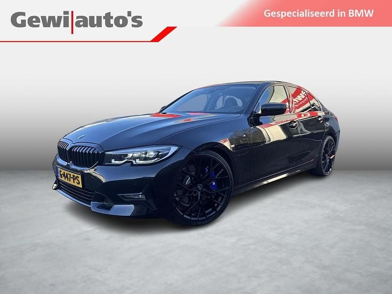 Occasion BMW 330 Sport Line 293 PK (215 kW) 2019 Zwart Sedan