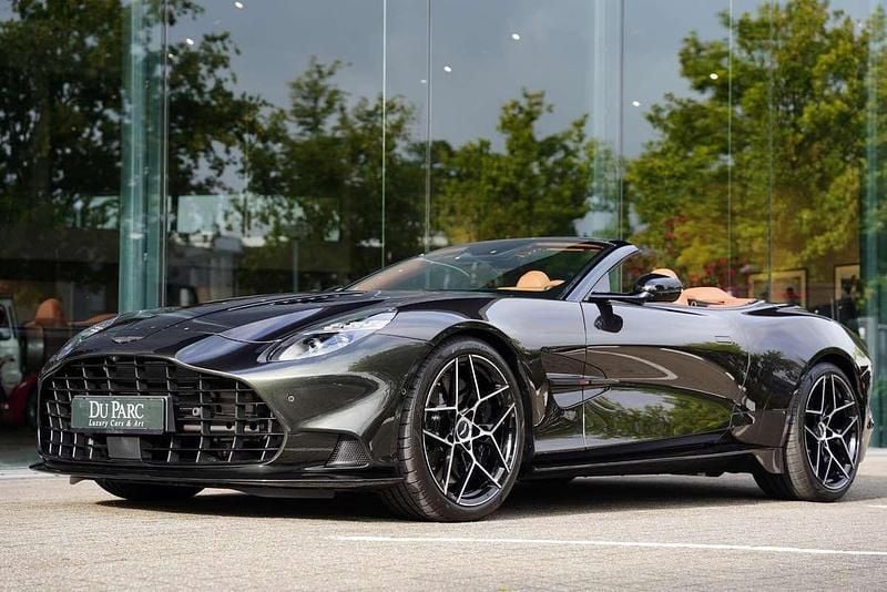 Groen Nieuw 2025 Aston Martin Vanquish Cabriolet | € 678.888 - Afbeelding 1/4