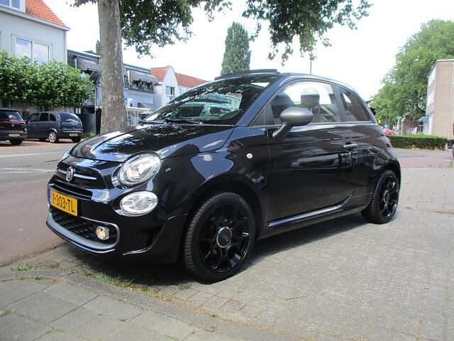 Zwart Gebruikt 2018 Fiat 500C Lounge Cabriolet | € 11.985 (Eerlijke prijs) - Afbeelding 1/4