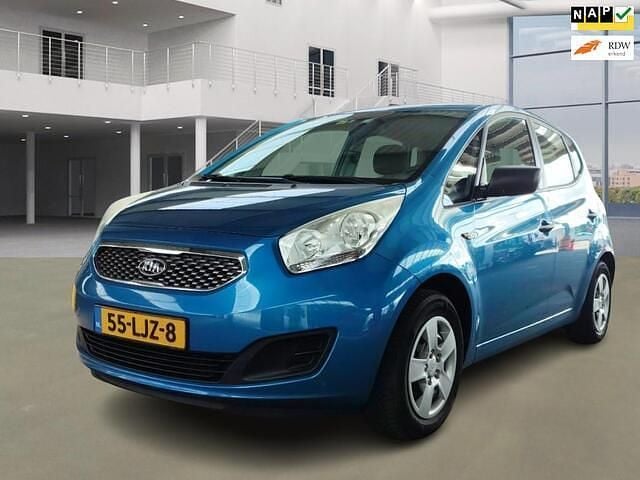 Blauw Gebruikt 2010 Kia Venga Hatchback | € 2.899 (Iets duurder) - Afbeelding 1/4