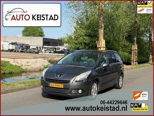 Grijs Gebruikt 2011 Peugeot 5008 GTi MPV | € 6.900 (Eerlijke prijs) - Afbeelding 1/4