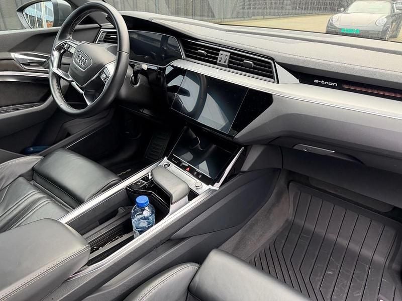 Occasion Audi e-tron Sportback 300 kW (408 PK) 2021 Grijs SUV