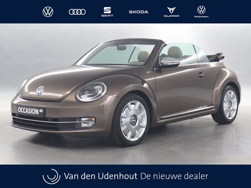 Bruin Gebruikt 2013 VW Beetle Design Hatchback | € 15.950 - Afbeelding 1/4