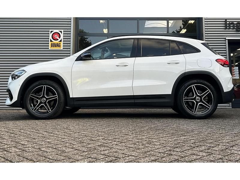 Occasion Mercedes GLA250 Business 218 PK (160 kW) 2021 Wit SUV