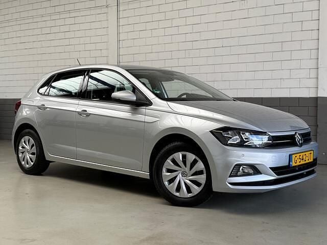 Zilver Gebruikt 2019 VW Polo Comfortline Hatchback | € 14.750 (Eerlijke prijs) - Afbeelding 1/4