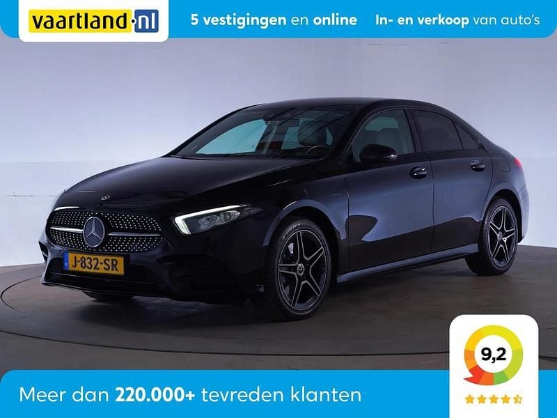 Zwart Gebruikt 2020 Mercedes A250 Business Sedan | € 22.945 (Goede deal) - Afbeelding 1/3