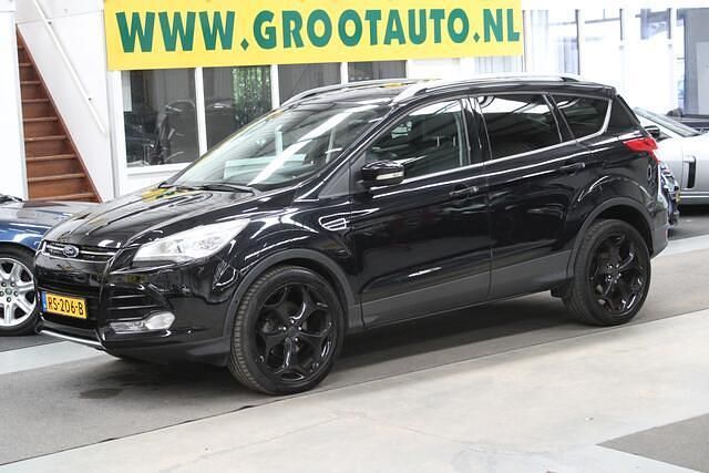 Zwart Gebruikt 2013 Ford Kuga Titanium SUV | € 8.944 (Goede deal) - Afbeelding 1/4