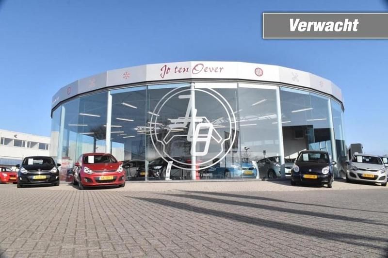 Zwart Occasion 2022 Kia Stonic SUV | € 16.950 (Super prijs) - Afbeelding 1/3