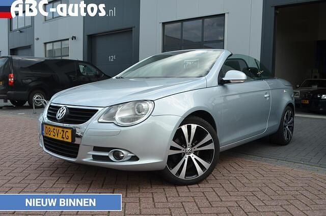 Grijs Gebruikt 2006 VW Eos Cabriolet | € 4.945 (Iets duurder) - Afbeelding 1/4