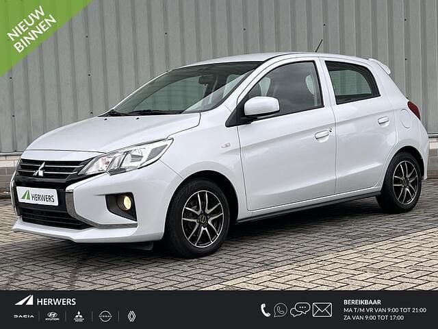 Wit Gebruikt 2022 Mitsubishi Space Star Hatchback | € 12.435 (Eerlijke prijs) - Afbeelding 1/4