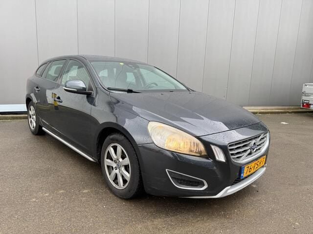 Grijs Gebruikt 2011 Volvo V60 Kinetic Stationwagen | € 3.750 (Super prijs) - Afbeelding 1/4