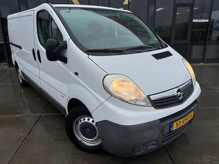 Occasion Opel Vivaro 146 PK (107 kW) 2007 Wit (metallic) MPV