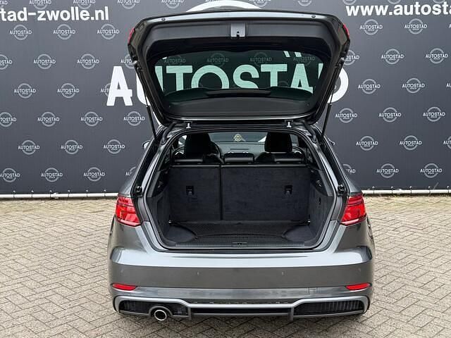 Occasion Audi A3 Sportback S-Line 116 PK (85 kW) 2017 Grijs Hatchback
