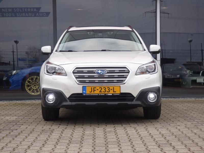 Occasion Subaru Outback Premium 176 PK (129 kW) 2016 Wit Stationwagen