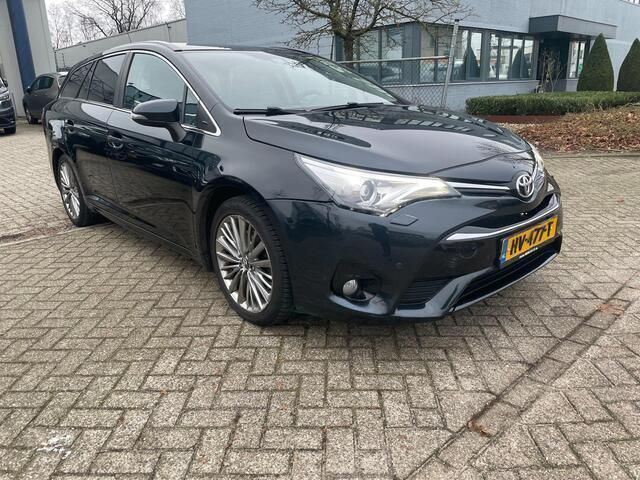 Occasion Toyota Avensis Business Edition 143 PK (105 kW) 2016 Grijs Stationwagen