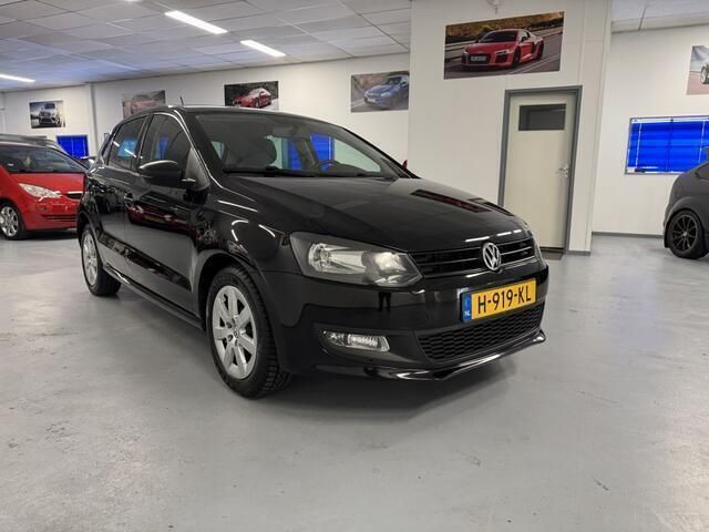 Zwart Gebruikt 2009 VW Polo Trendline Hatchback | € 3.750 (Iets duurder) - Afbeelding 1/4
