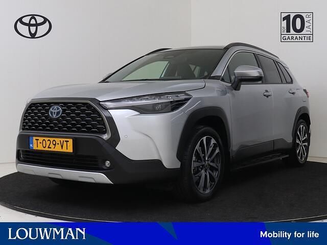 Grijs Gebruikt 2023 Toyota Corolla Cross Style SUV | € 34.950 (Eerlijke prijs) - Afbeelding 1/4