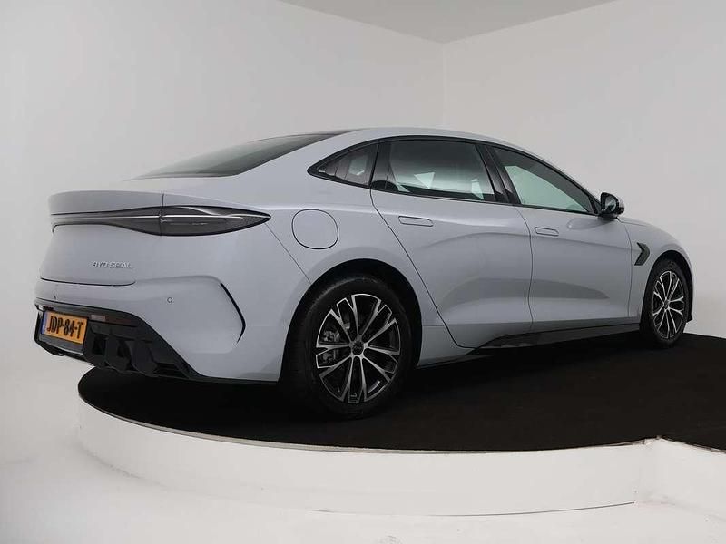 Occasion BYD Seal 171 kW (233 PK) 2025 Grijs metallic Sedan