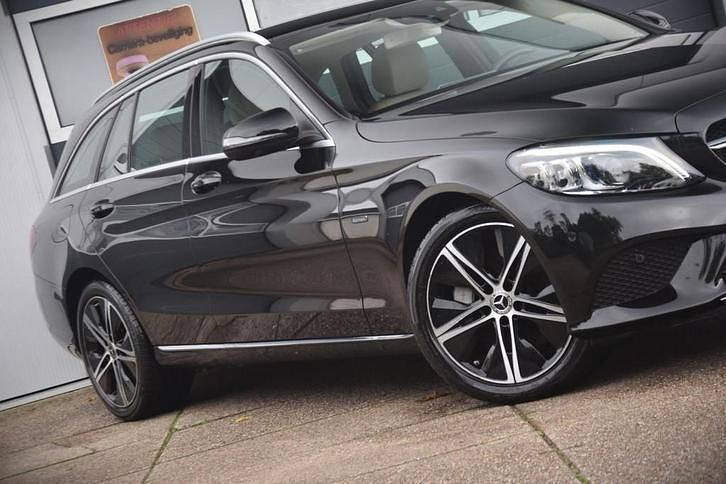 Occasion Mercedes C300e Business 211 PK (155 kW) 2020 Zwart Stationwagen