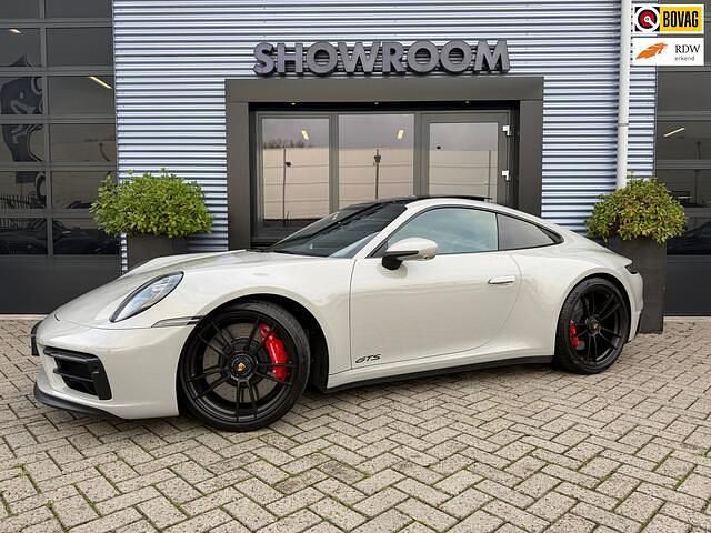 Grijs Gebruikt 2022 Porsche 911 Carrera GTS Sport Coupé | € 184.900 (Iets duurder) - Afbeelding 1/4