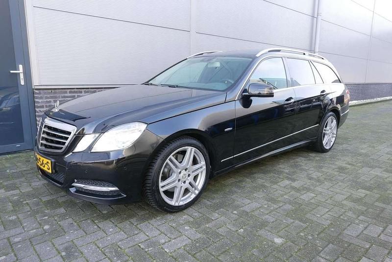 Occasion Mercedes E350 Avantgarde 294 PK (216 kW) 2010 Zwart (metallic) Stationwagen