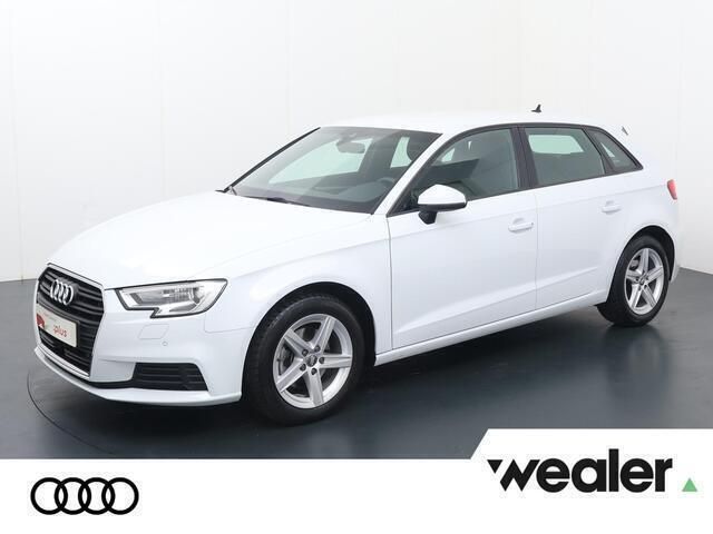 Wit Gebruikt 2020 Audi A3 Sportback Proline Hatchback | € 22.840 (Goede deal) - Afbeelding 1/4