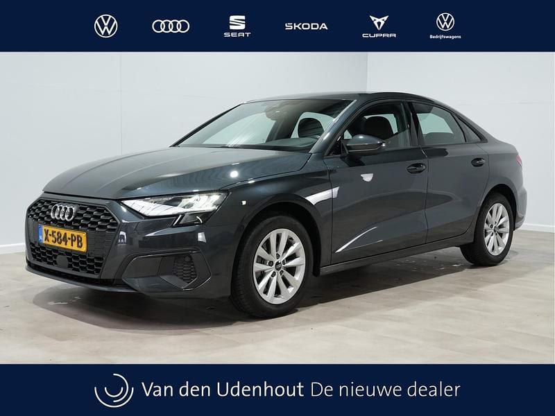 Grijs Occasion 2023 Audi A3 Proline Sedan | € 25.500 (Goede deal) - Afbeelding 1/4