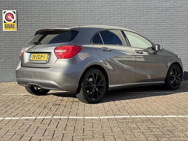 Occasion Mercedes A180 Ambition 122 PK (89 kW) 2012 Grijs Hatchback