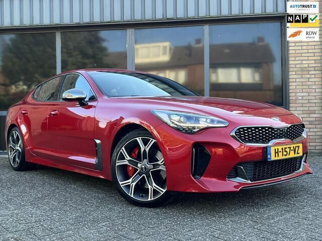 Rood Gebruikt 2019 Kia Stinger Hatchback | € 39.950 - Afbeelding 1/4