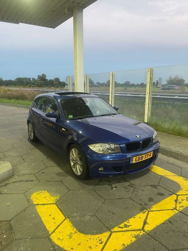 Blauw Gebruikt 2006 BMW 116 Executive Hatchback | € 5.850 (Iets duurder) - Afbeelding 1/4