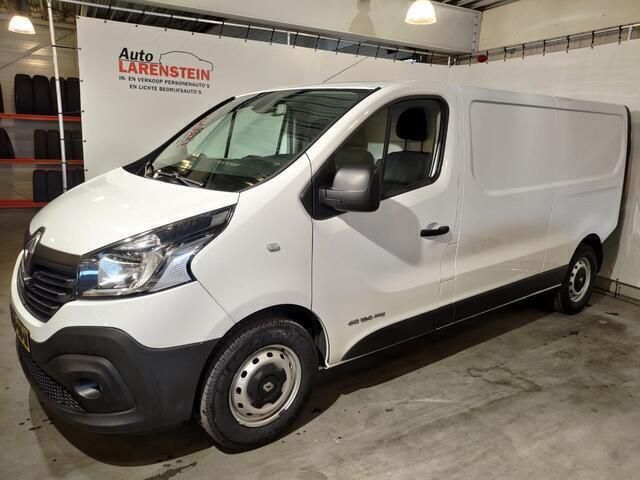 Wit Gebruikt 2016 Renault Trafic Van | € 10.750 (Eerlijke prijs) - Afbeelding 1/4