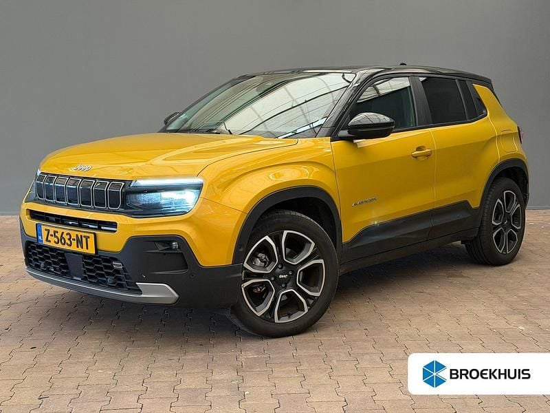 Geel Occasion 2024 Jeep Avenger EV Summit SUV | € 26.895 (Eerlijke prijs) - Afbeelding 1/4