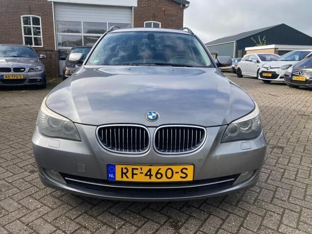 Occasion BMW 525 Executive 211 PK (155 kW) 2009 Grijs, metallic lak Stationwagen