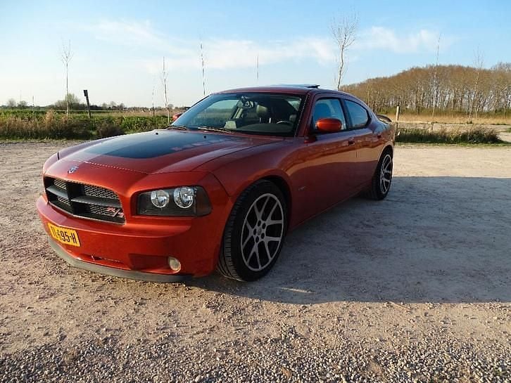 Gebruikt 2006 Dodge Charger Sedan | € 11.000 - Afbeelding 1/4