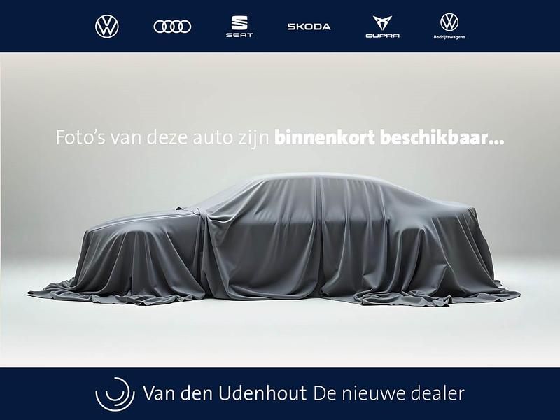 Zwart Gebruikt 2023 Audi A3 Proline Hatchback | € 28.490 (Iets duurder) - Afbeelding 1/3