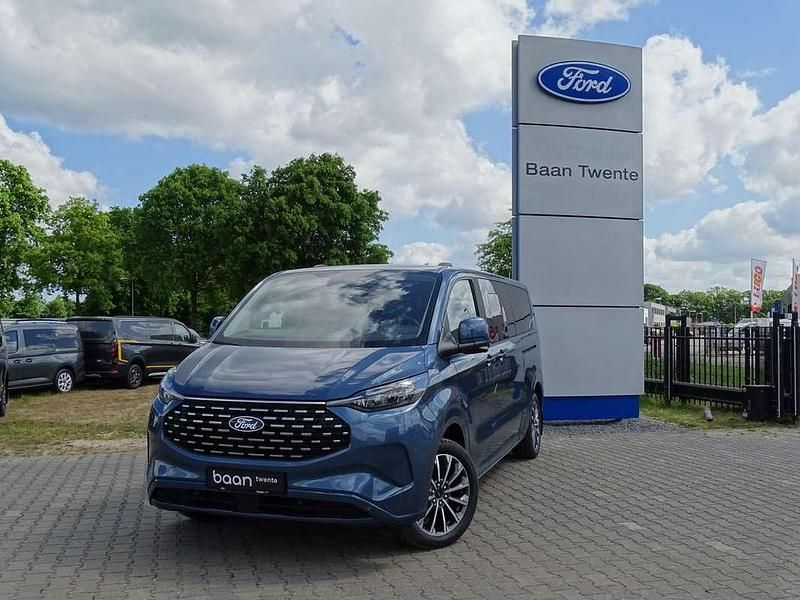 Nieuw Ford Tourneo Titanium X 233 PK (171 kW) 2025 Blauw MPV