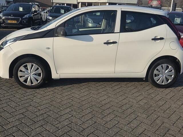 Occasion Toyota Aygo 72 PK (52 kW) 2019 Wit Hatchback