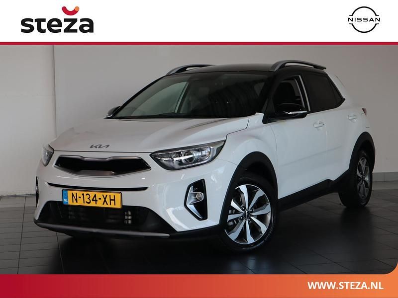 Wit Gebruikt 2022 Kia Stonic SUV | € 18.449 (Eerlijke prijs) - Afbeelding 1/4
