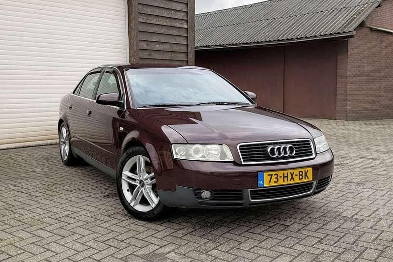 Occasion Audi A4 150 PK (110 kW) 2002 Rood Sedan