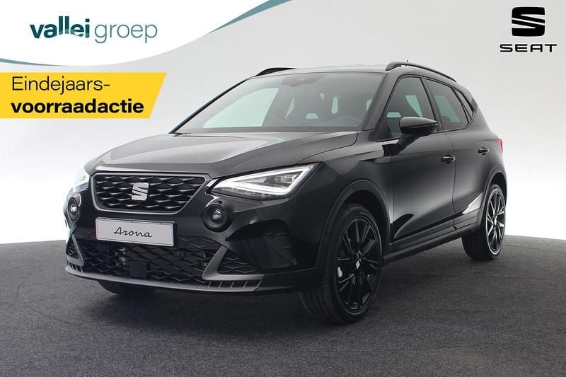 Zwart Nieuw 2025 Seat Arona Business SUV | € 27.890 (Super prijs) - Afbeelding 1/4