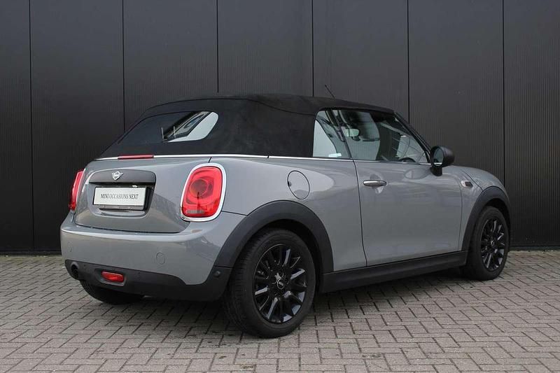 Occasion Mini One Cabriolet 102 PK (75 kW) 2018 Grijs Cabriolet