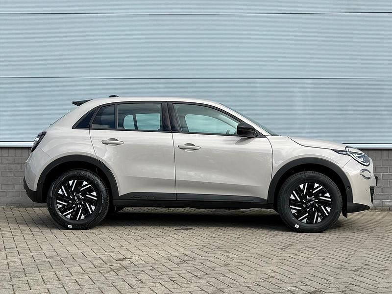 Nieuw Fiat 600 Urban 2025 Beige SUV