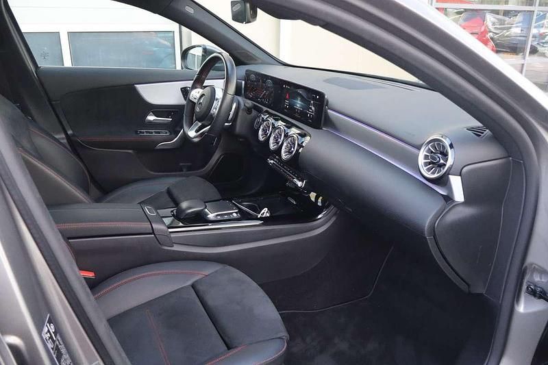Occasion Mercedes A200 Business 165 PK (121 kW) 2021 Grijs Sedan