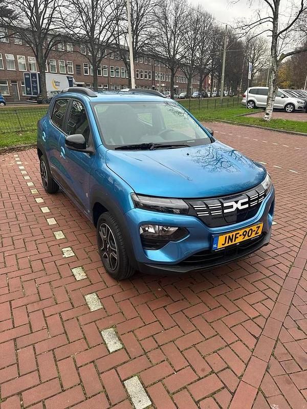 Gebruikt 2023 Dacia Spring Extreme Hatchback | € 10.499 (Super prijs) - Afbeelding 1/4