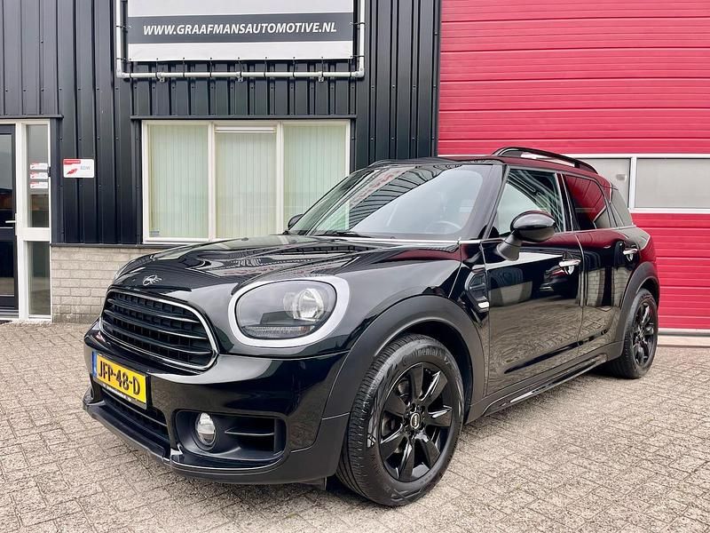 Zwart Gebruikt 2018 Mini One Countryman Chili SUV | € 18.250 (Iets duurder) - Afbeelding 1/4